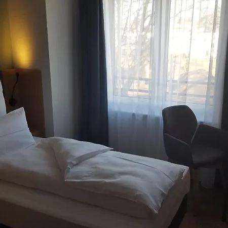 Aparthotel Amh-wohnen Auf Zeit 2*